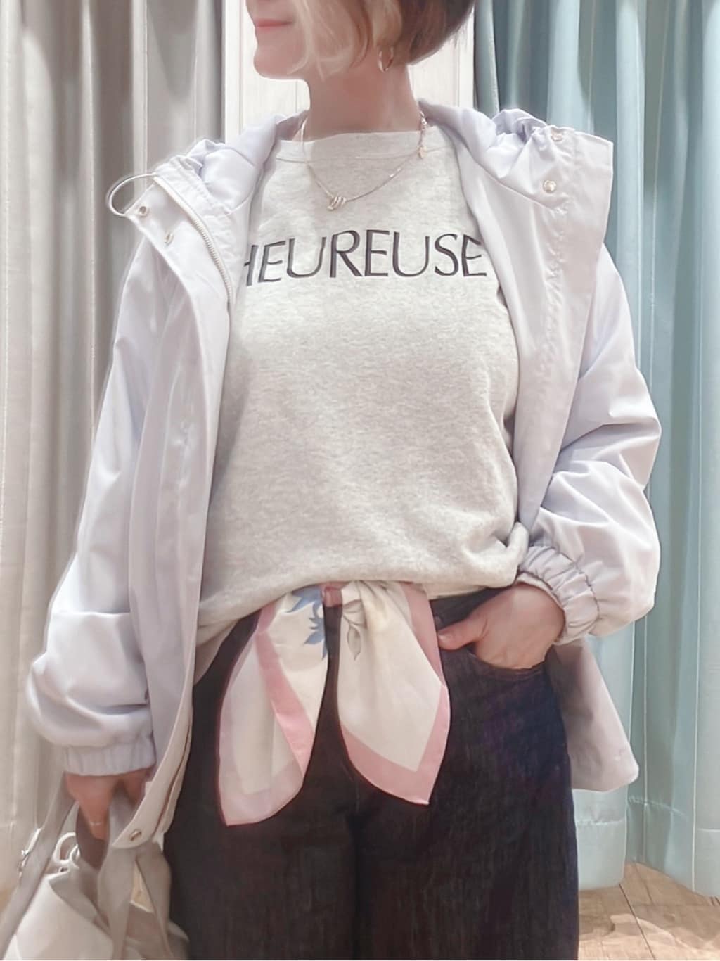 aaamiさんの「SHOO･LA･RUE｜【SHOO・LA・RUE DENIM/高レビュー】ゆるっと決まる こなれカーブデニムパンツ」を使ったコーディネート