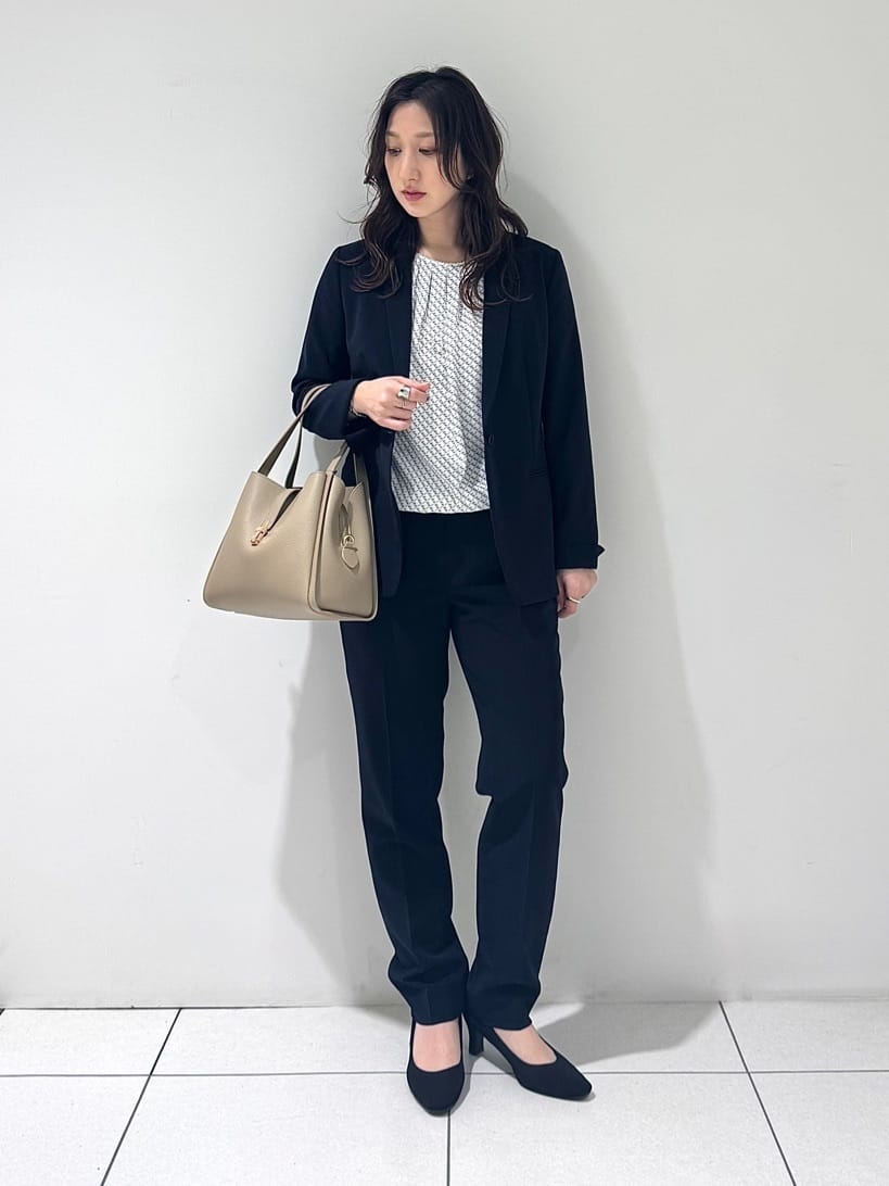 そんさんの「INDIVI｜【通勤スーツ／洗える】ストレッチテーラードカラージャケット」を使ったコーディネート