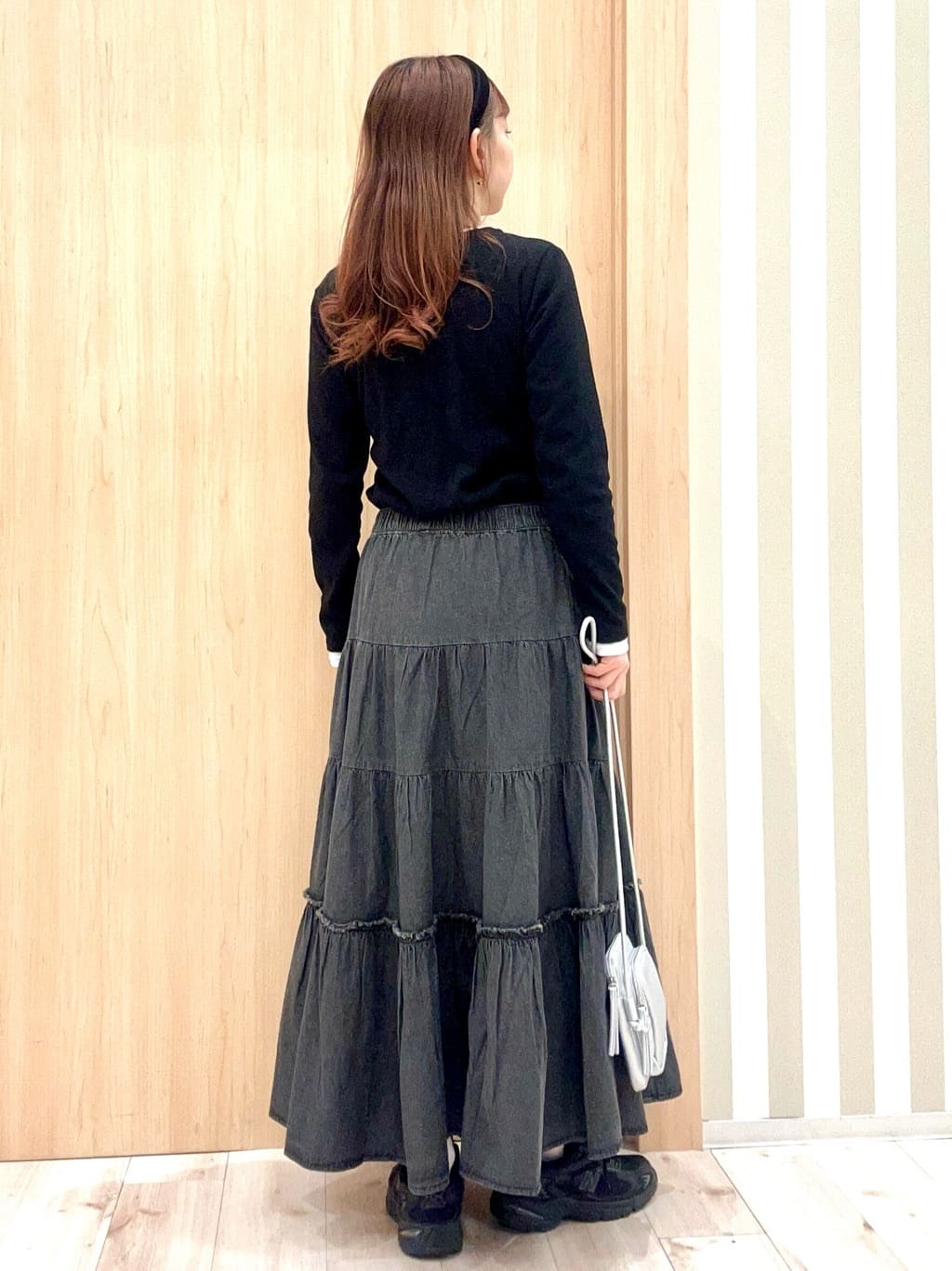 ririさんの「SHOO･LA･RUE｜スクエアミニショルダーバッグ」を使ったコーディネート
