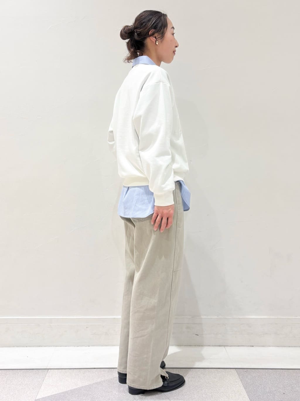 ちえさんの「OPAQUE.CLIP｜ロゴ刺繍裏毛トップス【洗濯機OK】」を使ったコーディネート
