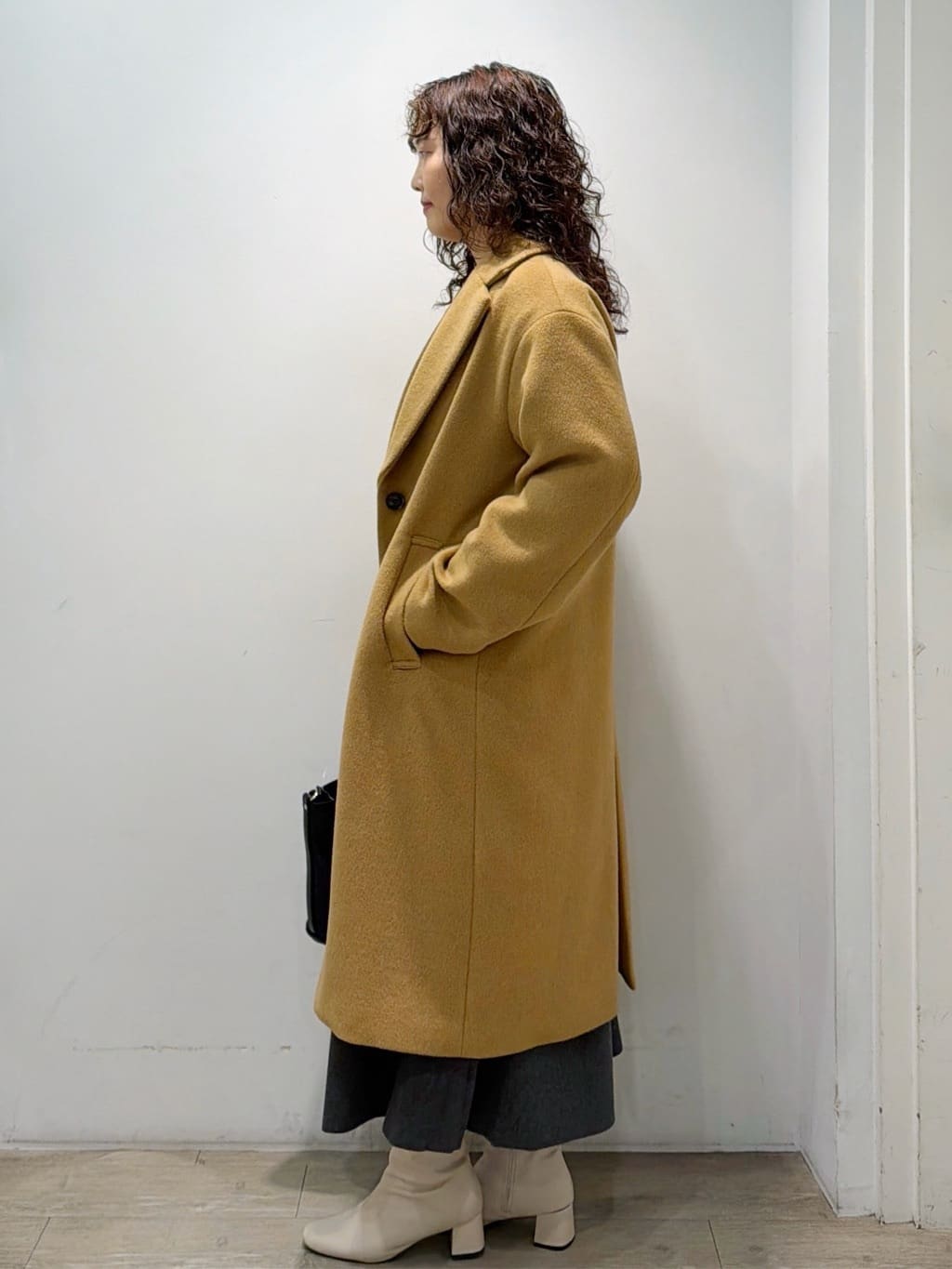 sumicaさんの「OPAQUE.CLIP｜カシミヤブレンドウールチェスターコート」を使ったコーディネート