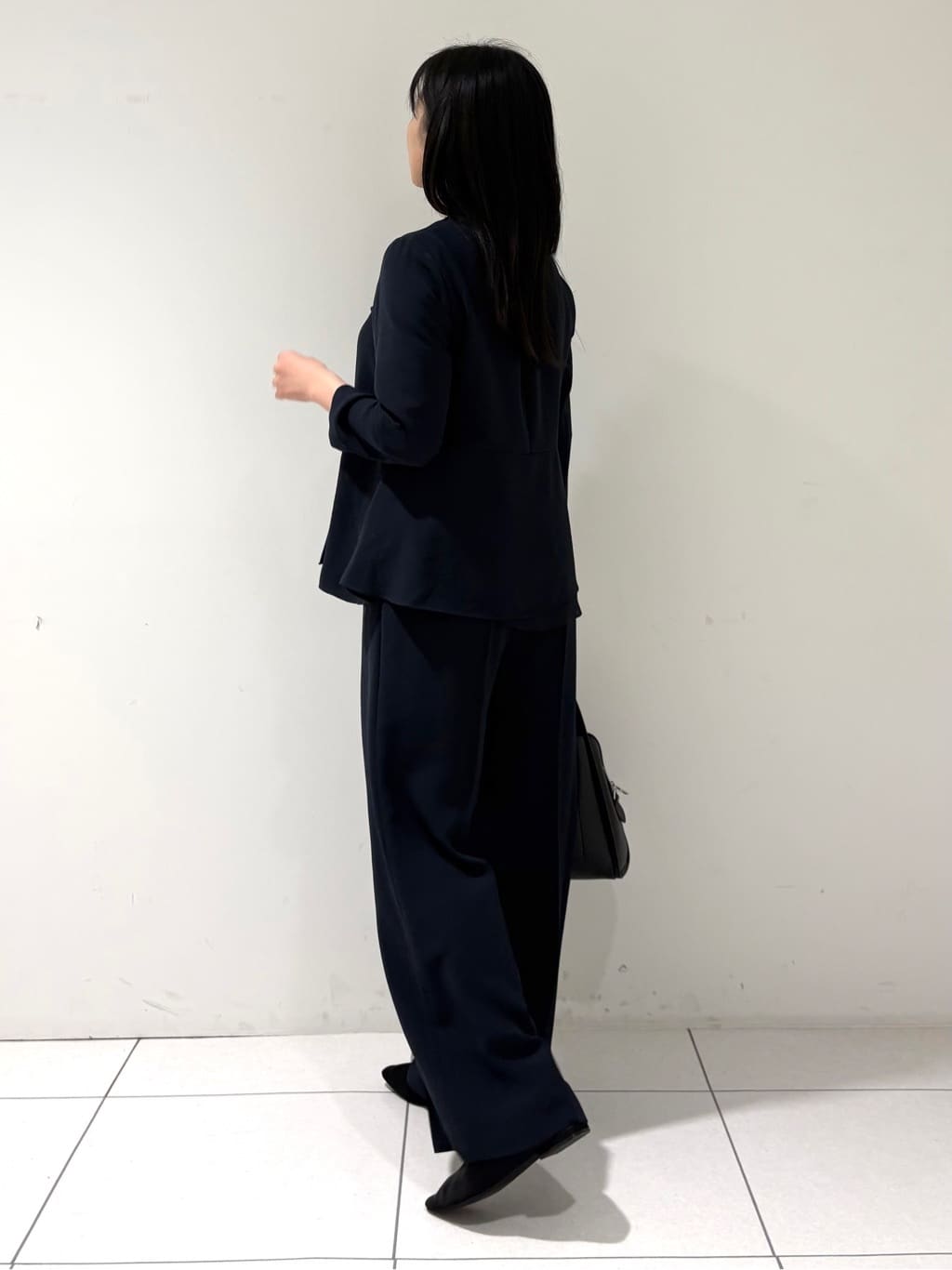 momokoさんの「INDIVI｜【洗える／UVケア／SETUP可】着る日傘ペプラムブラウス」を使ったコーディネート