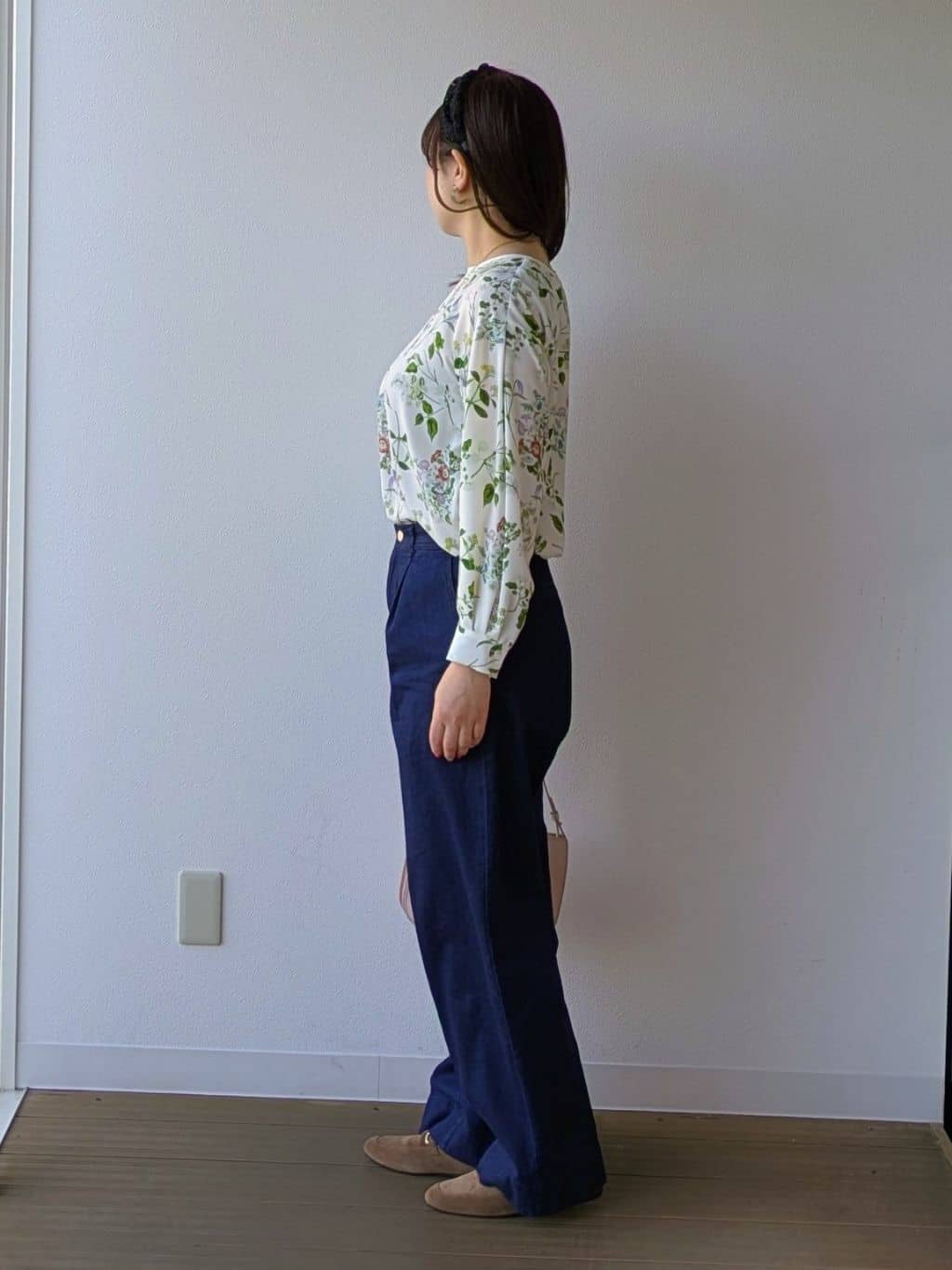 なみきさんの「UNTITLED｜【花柄/洗える】ボタニカルブラウス」を使ったコーディネート