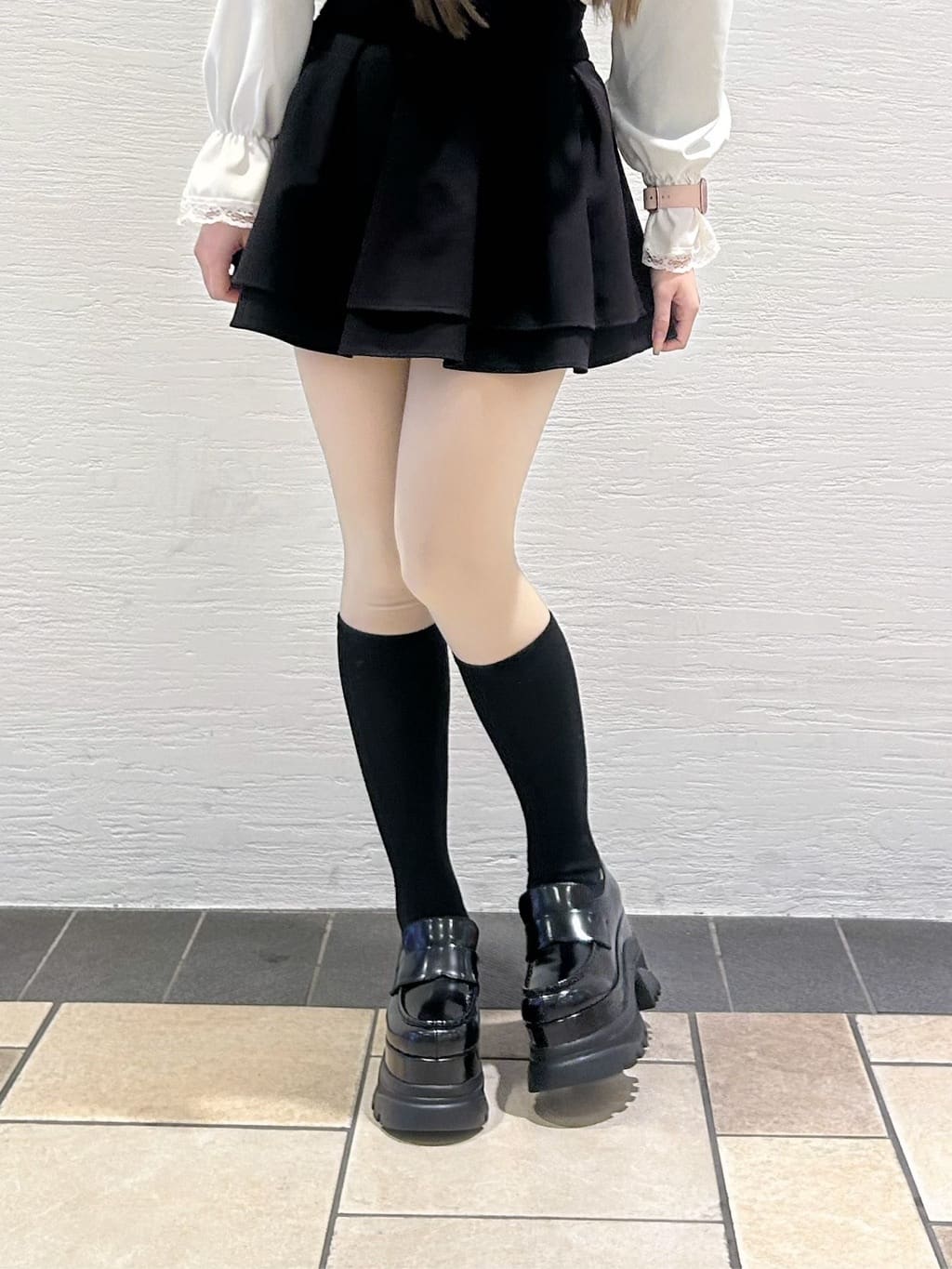 ゆうりさんの「ESPERANZA｜プラットフォームローファー」を使ったコーディネート
