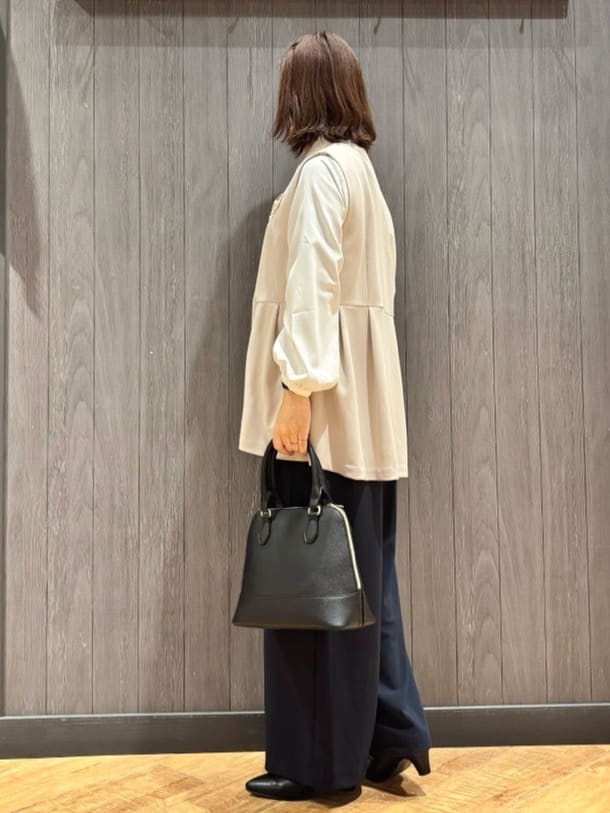 meiさんの「SHOO･LA･RUE｜【セレモニー】選べる4デザイン 華やかブローチ」を使ったコーディネート