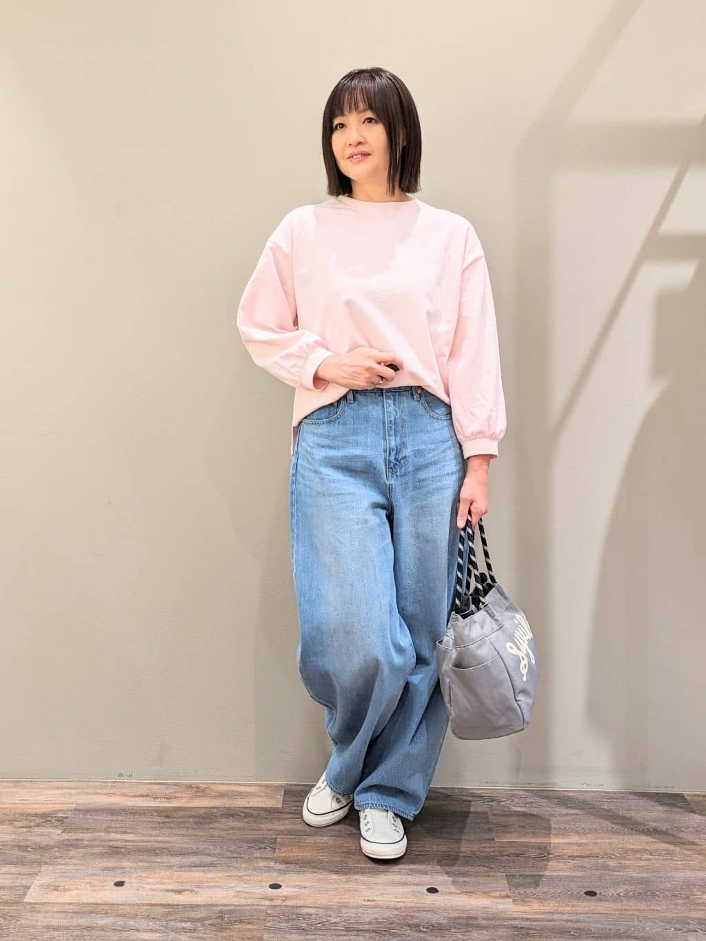 ricoさんの「Dessin｜【360度可愛い・洗える】バックヘンリーカットソー」を使ったコーディネート