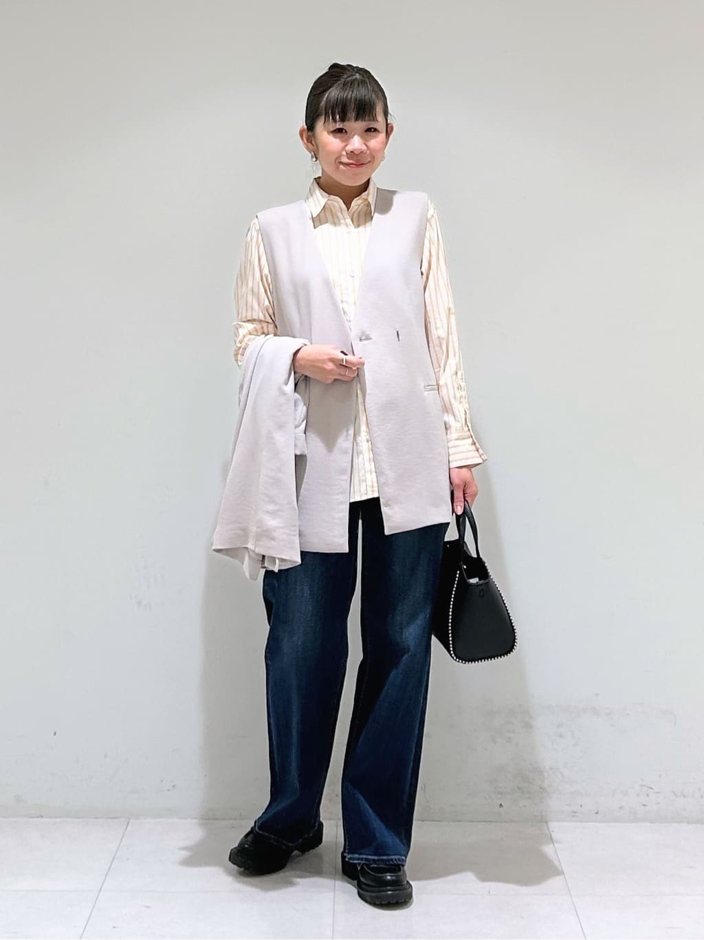 tsuyuさんの「INDIVI｜【洗える／多機能／SETUP可】着る日傘ダブルジャケット」を使ったコーディネート