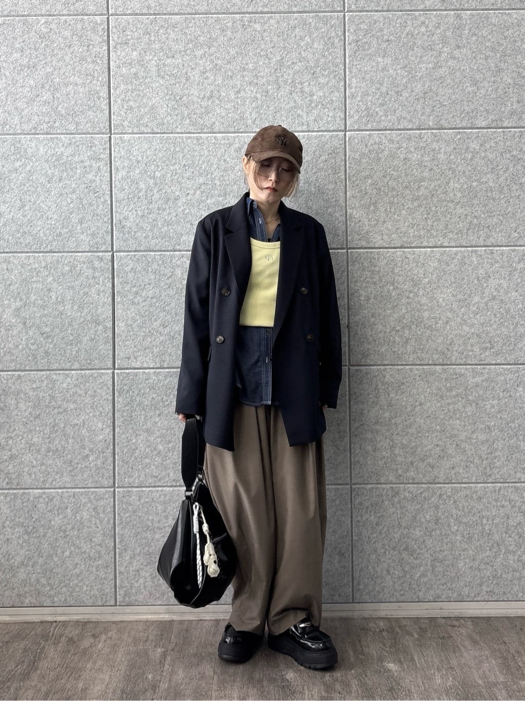 kotakiさんの「INDIVI｜ダブルブレストオーバージャケット」を使ったコーディネート