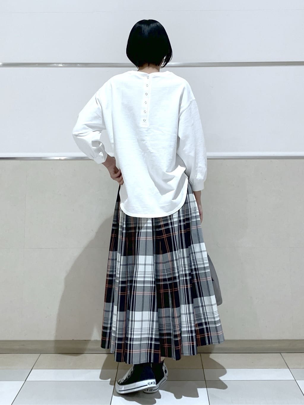 eriko さんの「Dessin｜【360度可愛い・洗える】バックヘンリーカットソー」を使ったコーディネート