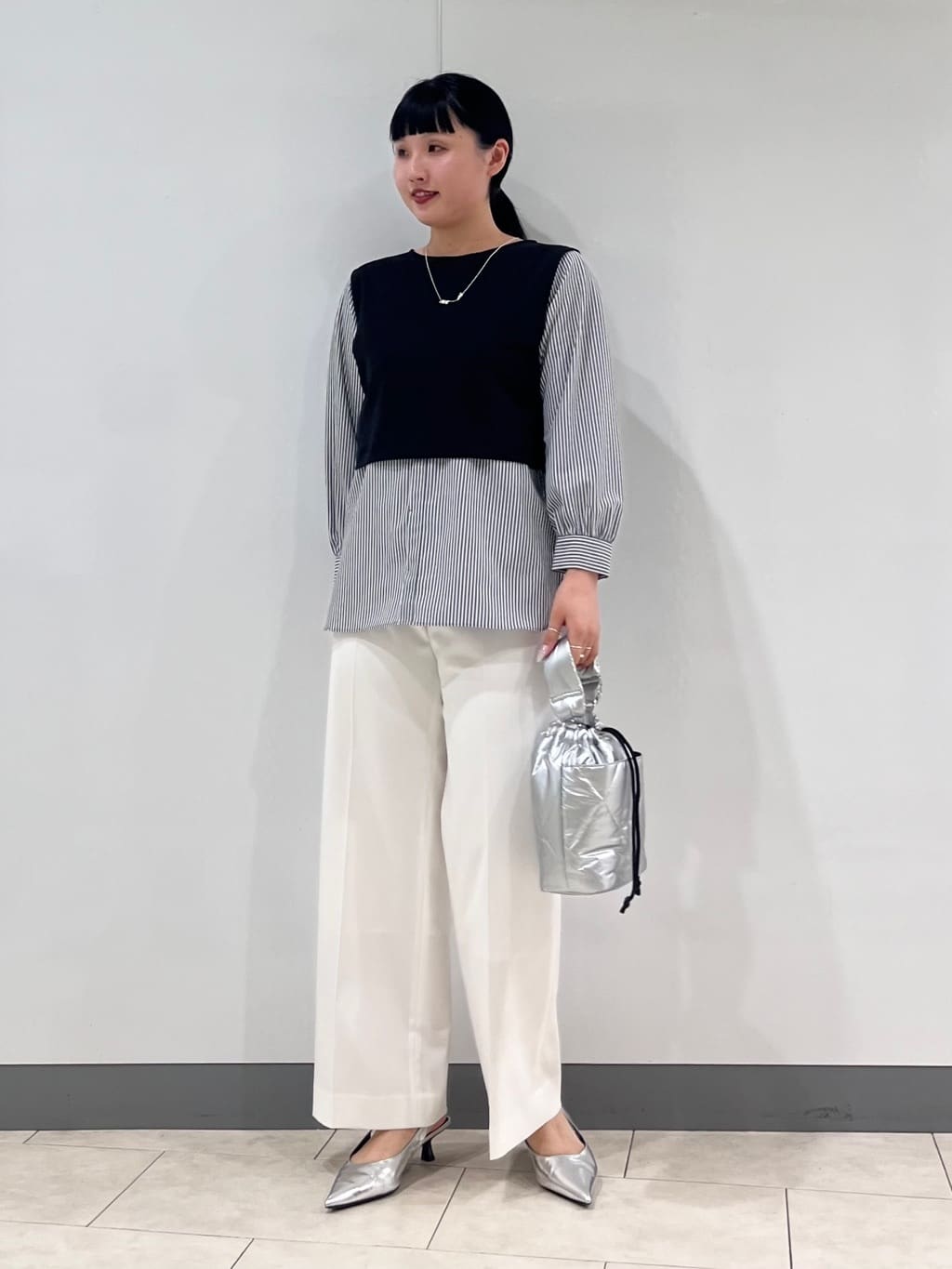 hasuさんの「INDIVI｜【洗える／UVケア】レイヤード風デザイントップス」を使ったコーディネート