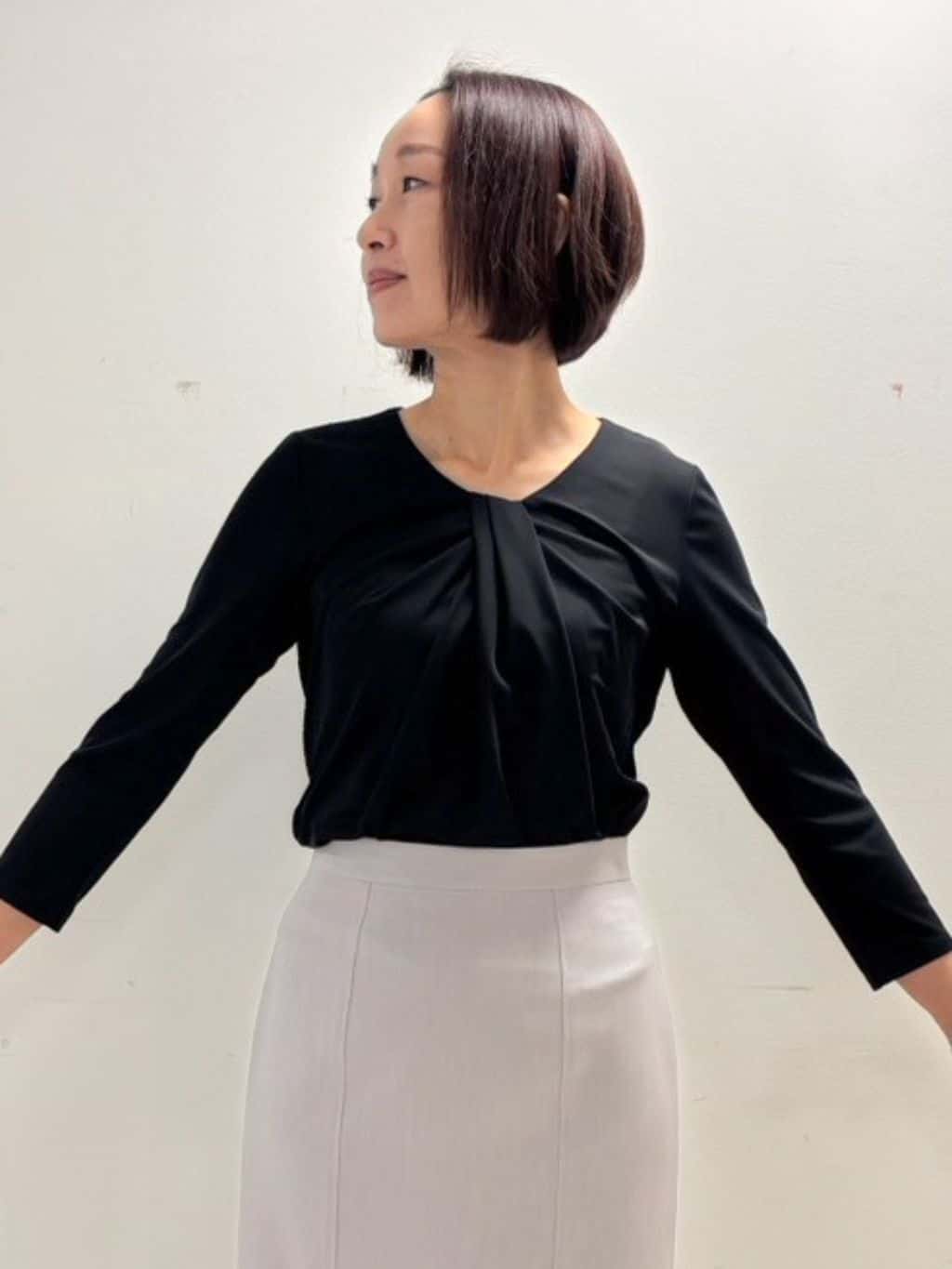 keikoさんの「COUP DE CHANCE｜【手洗い可／日本製／スーツ可】ペプラムデザイン　カラーレスジャケット」を使ったコーディネート