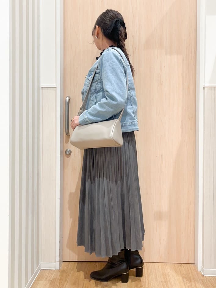 natsumiさんの「SHOO･LA･RUE｜【洗濯機可/S-LL】ほどよいゆとりの もちっとやわらかリブニット」を使ったコーディネート