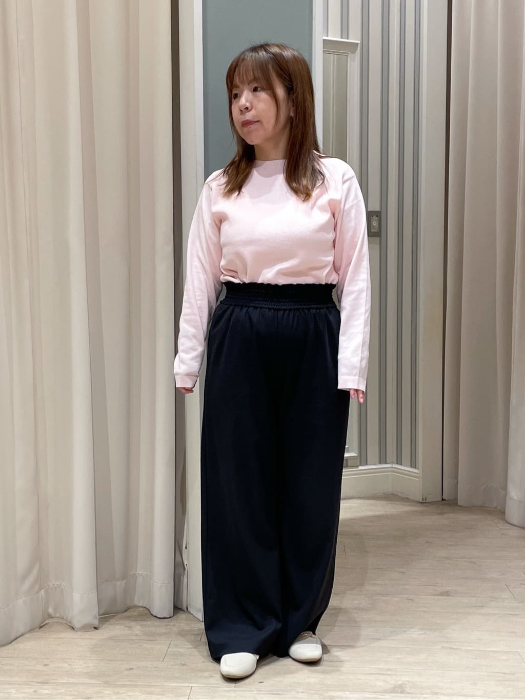 asaさんの「grove｜【撥水】きれいめに着こなせるマウンテンパーカ」を使ったコーディネート