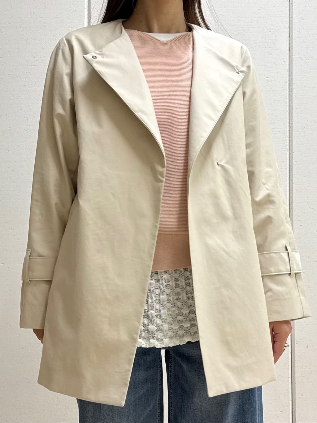mamiさんの「INDIVI｜【洗える／レイヤードにおすすめ】シャーリングレース ロングTシャツ」を使ったコーディネート