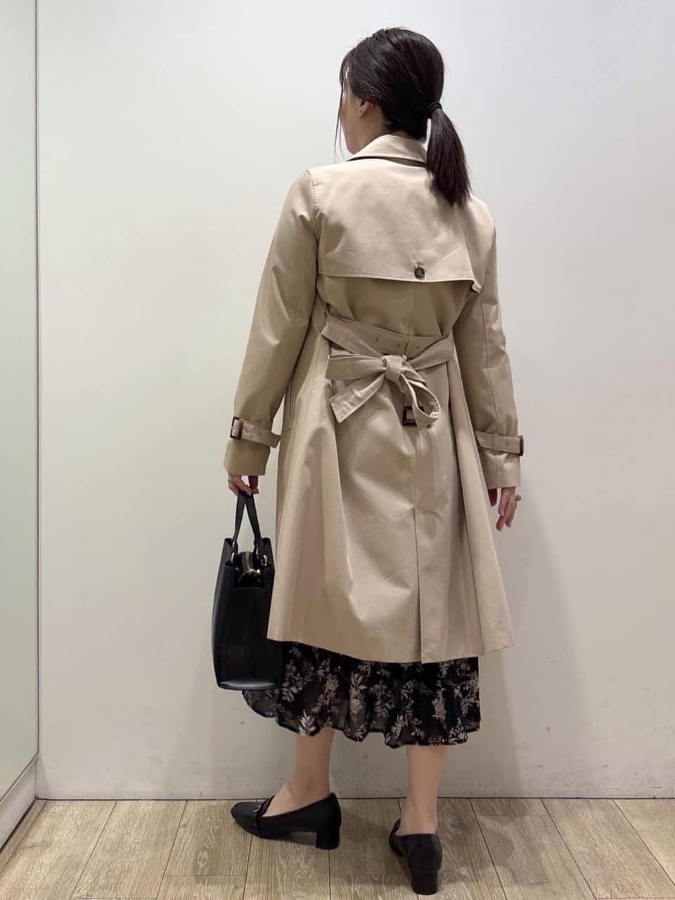 mameさんの「index｜撥水トレンチコート【洗濯機OK／花粉対応】《XS～3L》」を使ったコーディネート