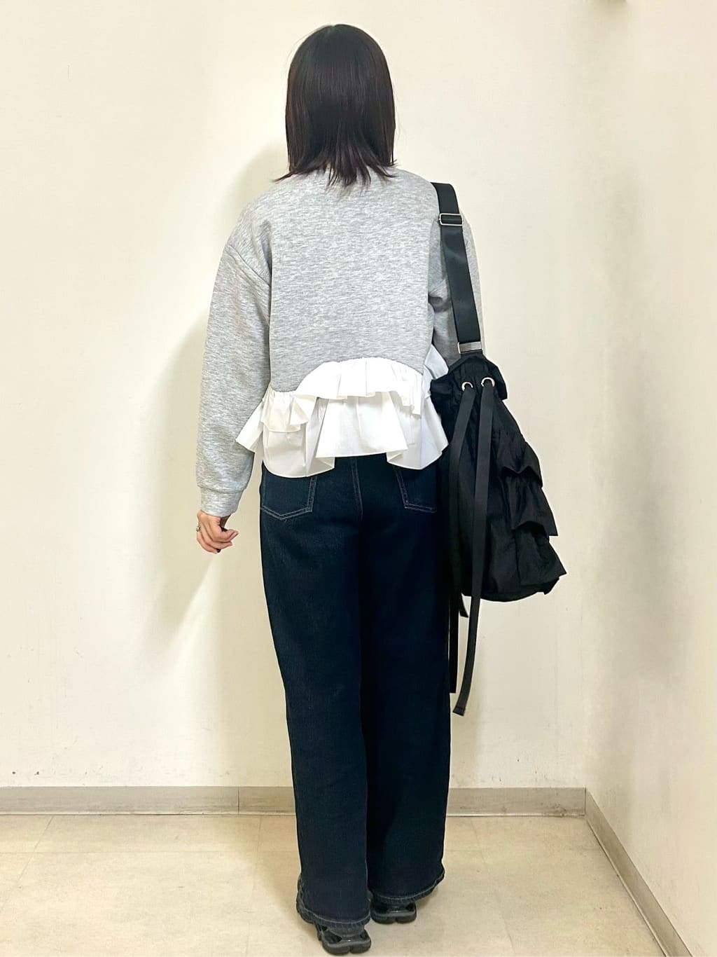 きららさんの「OPAQUE.CLIP｜裾フリルドッキングトップス【洗濯機OK】」を使ったコーディネート