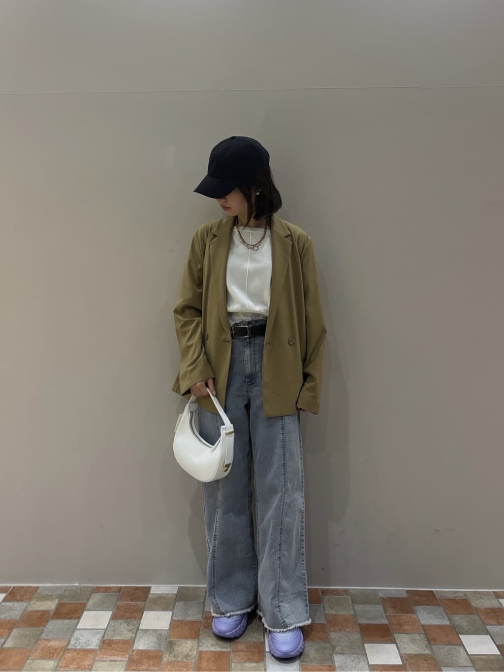 みゆさんの「INDIVI｜ドッキングパフスリーブニット」を使ったコーディネート