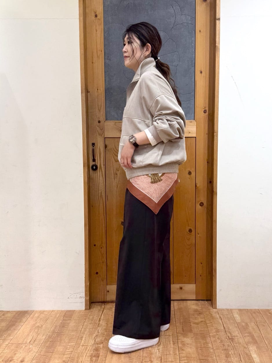 Ayana.さんの「SHOO･LA･RUE｜【着丈選べる/S-LL】センタープレスできちんと見え イージーワイドパンツ」を使ったコーディネート
