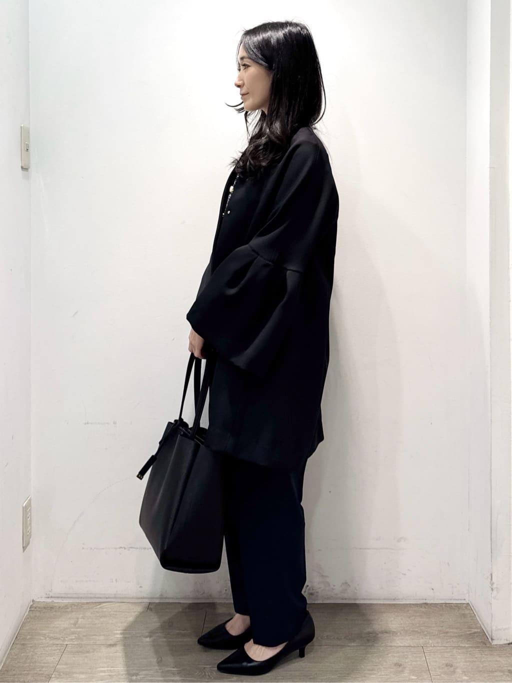 yuicciさんの「OPAQUE.CLIP｜フレアスリーブミドルコート【洗濯機OK】」を使ったコーディネート