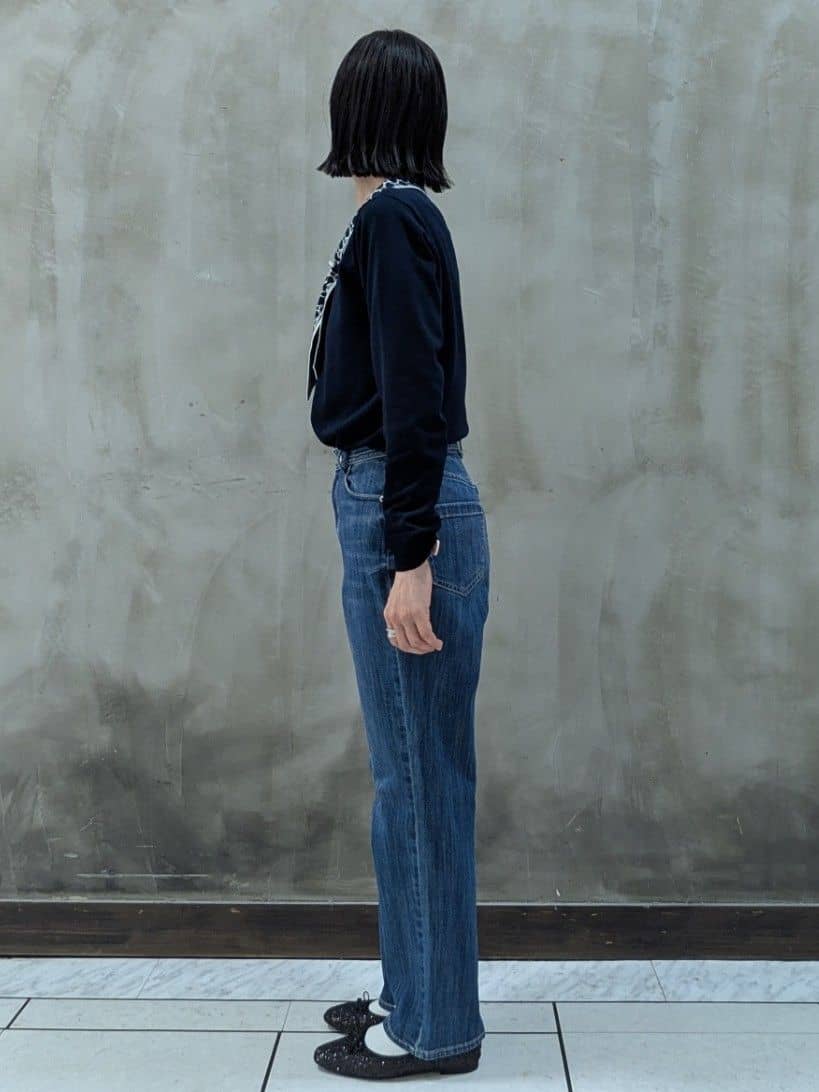 shioさんの「grove｜ディテールで差がつく　大人のスカーフ柄ボウタイニット」を使ったコーディネート
