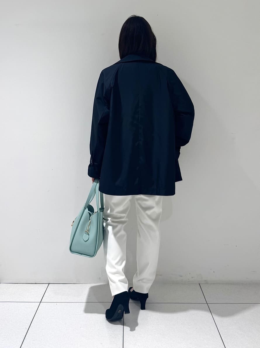 そんさんの「INDIVI｜【SETUP可能】モダンフラワー柄キャンディスリーブブラウス」を使ったコーディネート