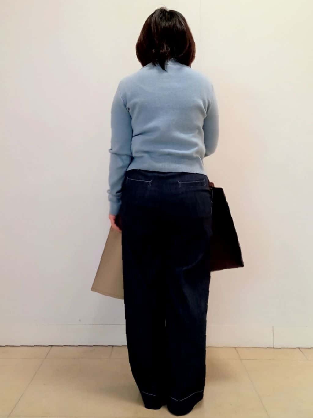 emiさんの「DRESSTERIOR｜◆【撥水/透湿素材】コットンギャバジントレンチコート」を使ったコーディネート