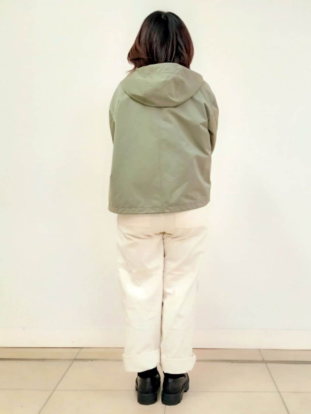 emiさんの「DRESSTERIOR｜【ウォッシャブル/撥水素材】撥水ツイル マウンテンパーカー」を使ったコーディネート
