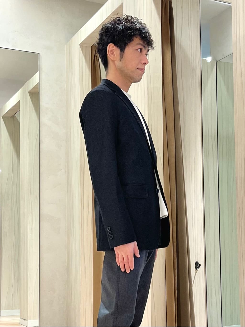 URAさんの「TAKEO KIKUCHI｜【ダウンライナー付き】ドビースタンドカラーコート」を使ったコーディネート