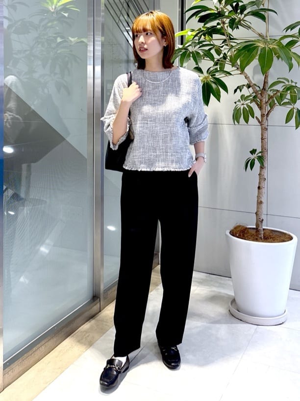 yukaさんの「UNTITLED｜◆【洗える】ツイードドルマンブラウス」を使ったコーディネート