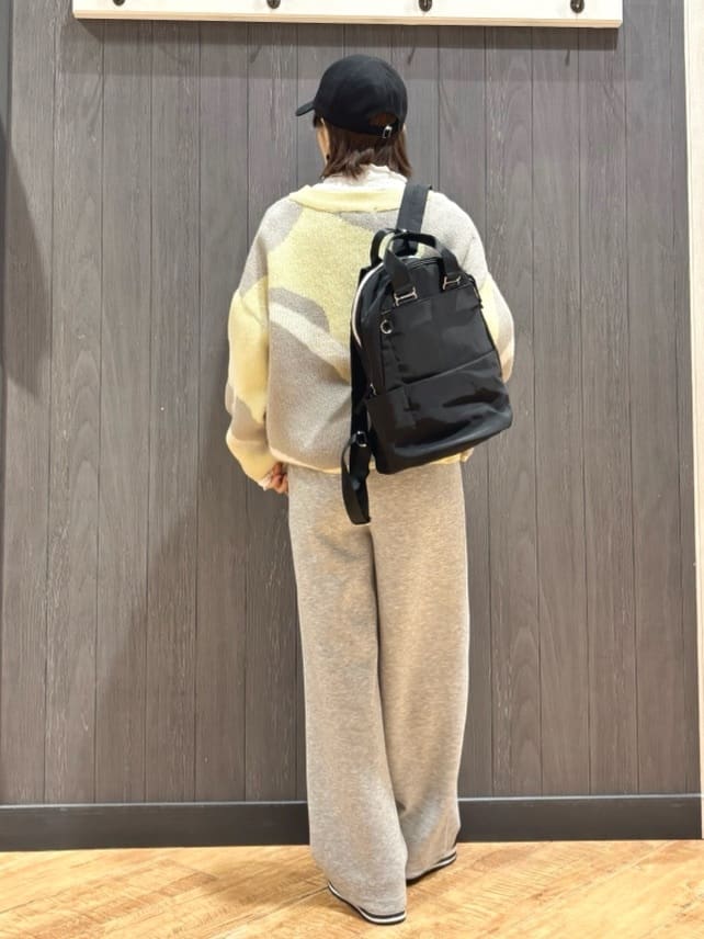 meiさんの「SHOO･LA･RUE｜【選べる4柄】ダブルZIPで着こなし色々 柄カーディガン」を使ったコーディネート