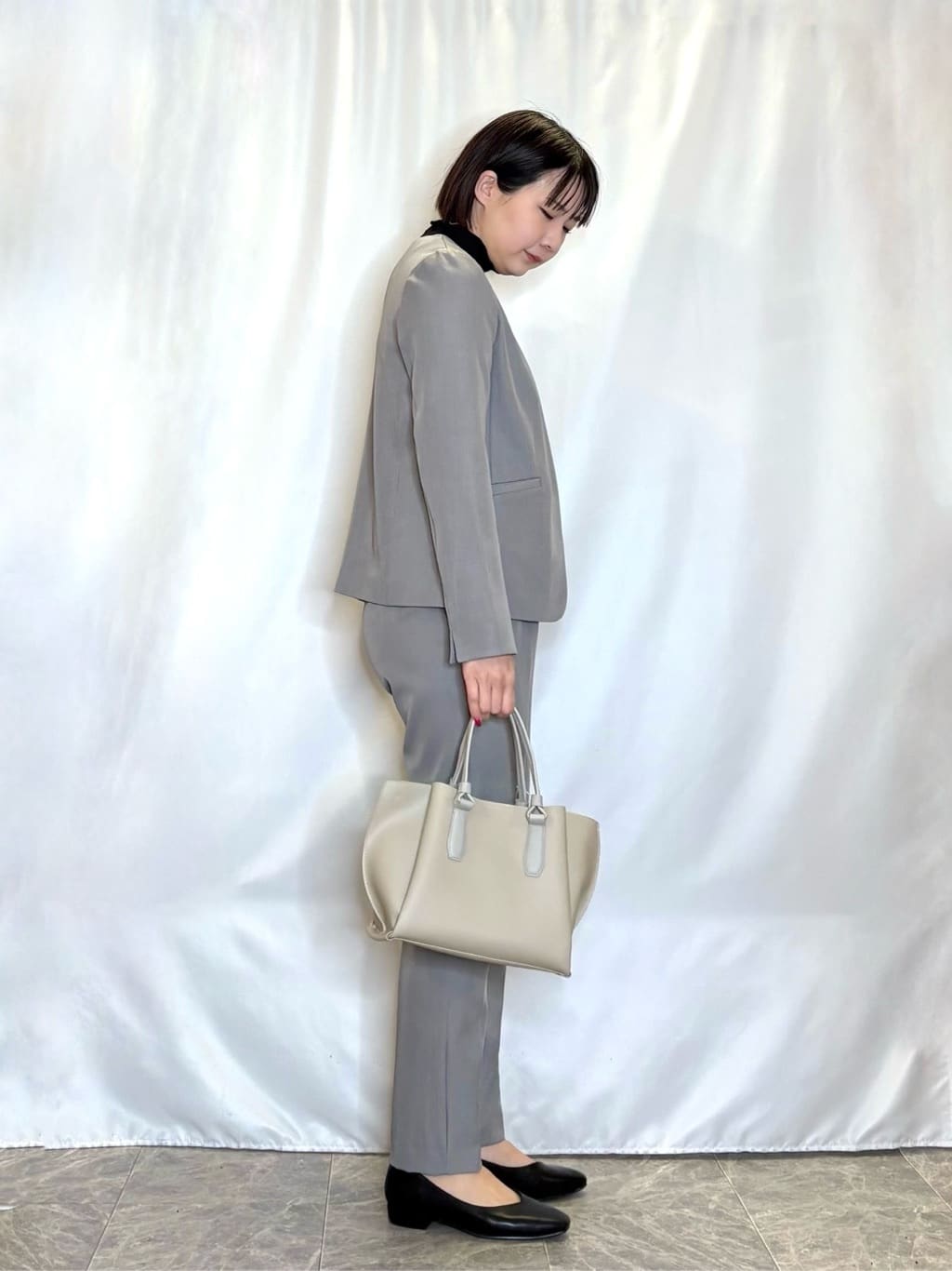 ネリさんの「SHOO･LA･RUE｜【洗濯機可/UV/SS-3L】すっきり好印象 ノーカラージャケット」を使ったコーディネート