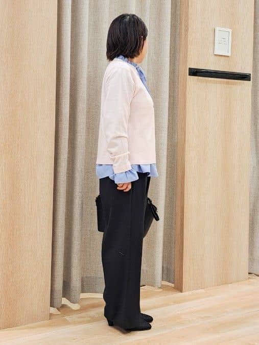 ふるさんの「grove｜フリルカラーリボンブラウス」を使ったコーディネート