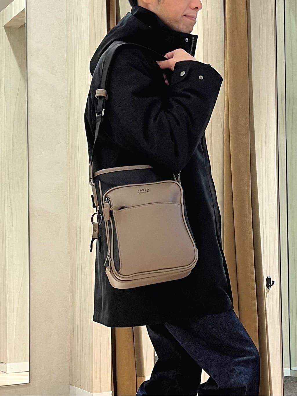 URAさんの「TAKEO KIKUCHI｜ニットライク プルオーバー」を使ったコーディネート