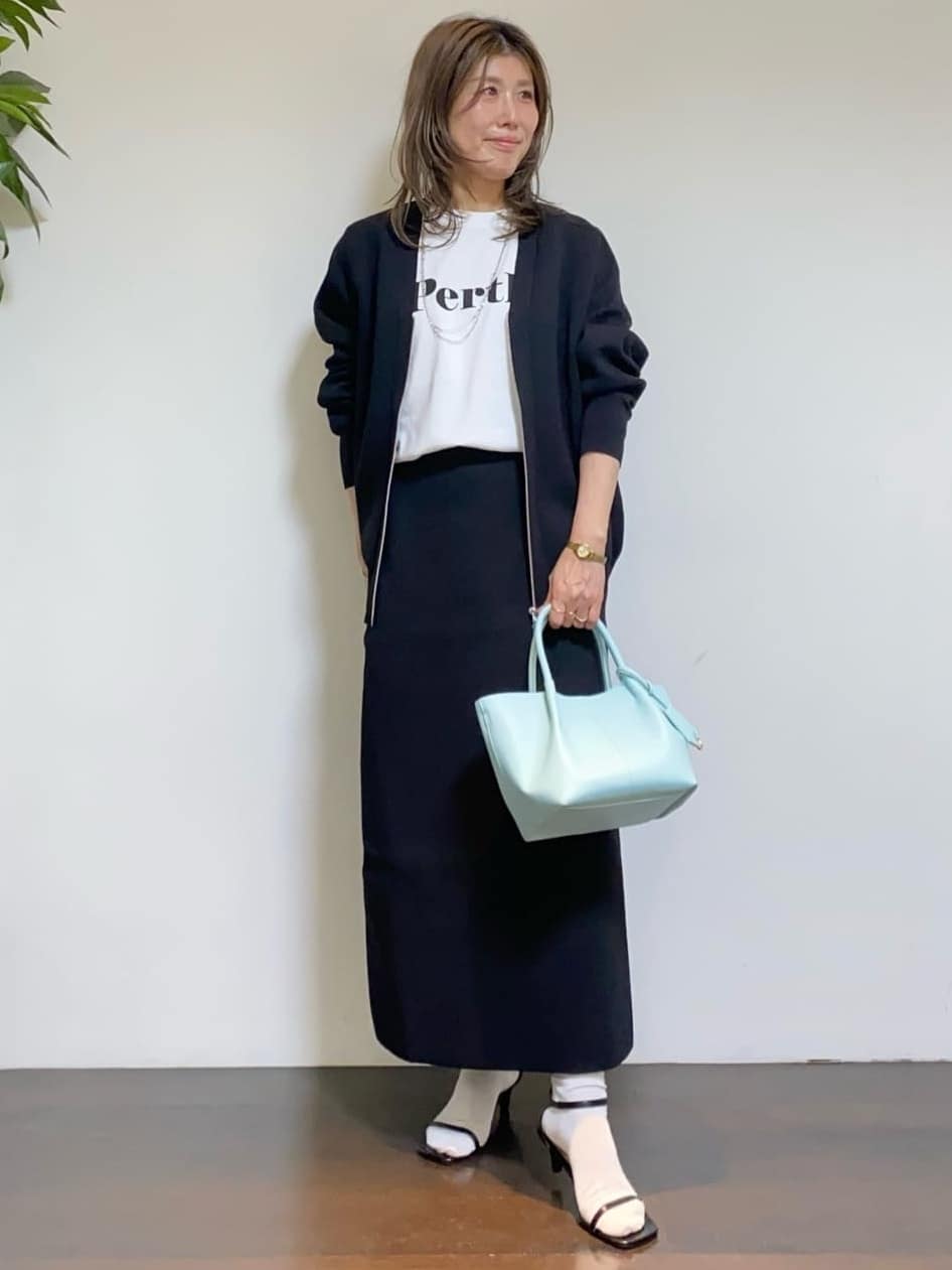 tomoさんの「UNTITLED｜【Healthy DENIM】PerthロングTシャツ」を使ったコーディネート