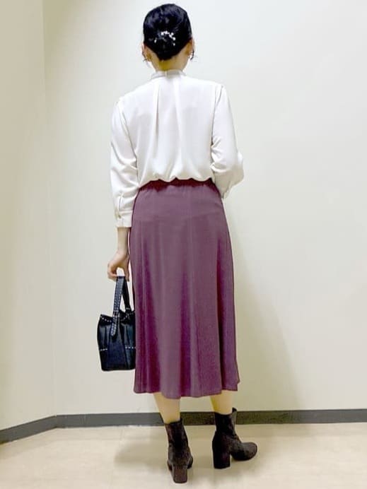  beni_gingerさんの「Reflect｜【通勤】スエードライクフレアスカート」を使ったコーディネート