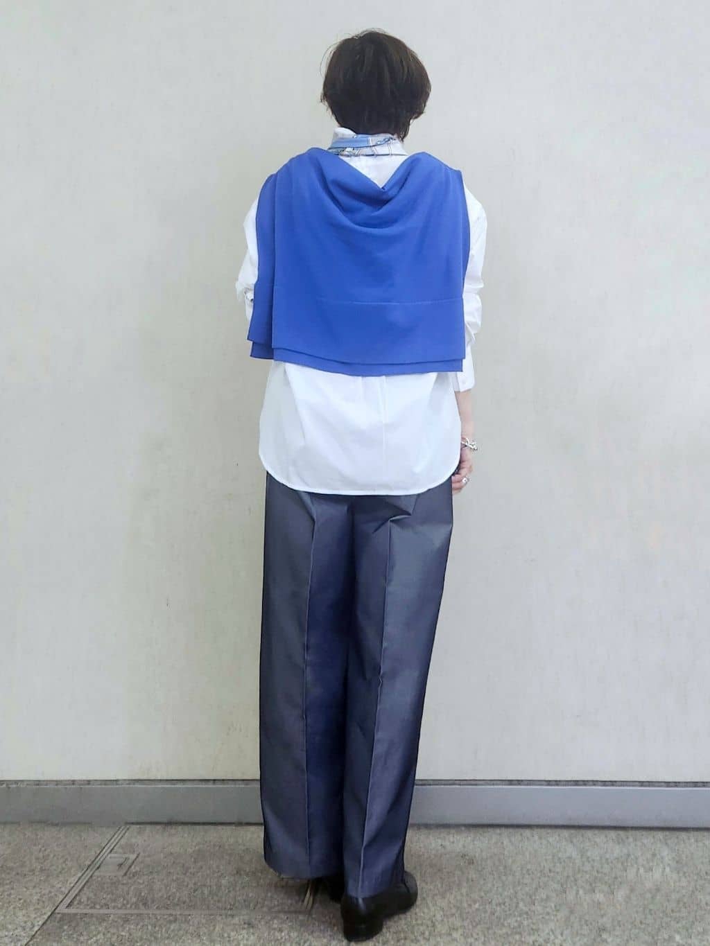milkyさんの「OPAQUE.CLIP｜リラクシーボートネックニット／オーガニックコットン混【洗濯機OK／UVケア】《5col》」を使ったコーディネート