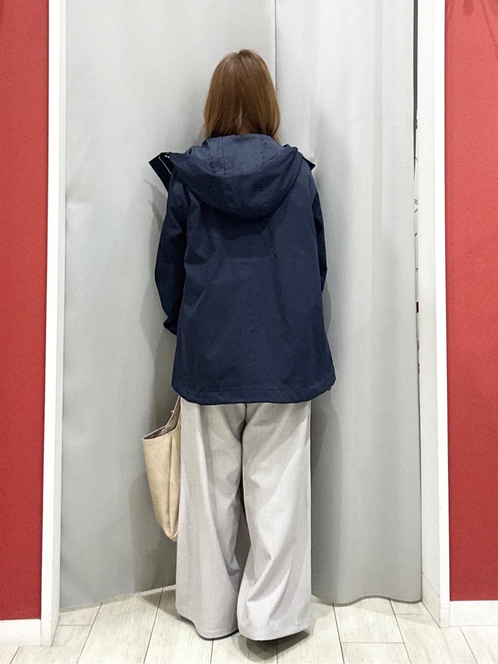 shioさんの「SHOO･LA･RUE｜【UV/抗菌防臭/洗濯機可】小さめロゴの大人スムースロンT」を使ったコーディネート