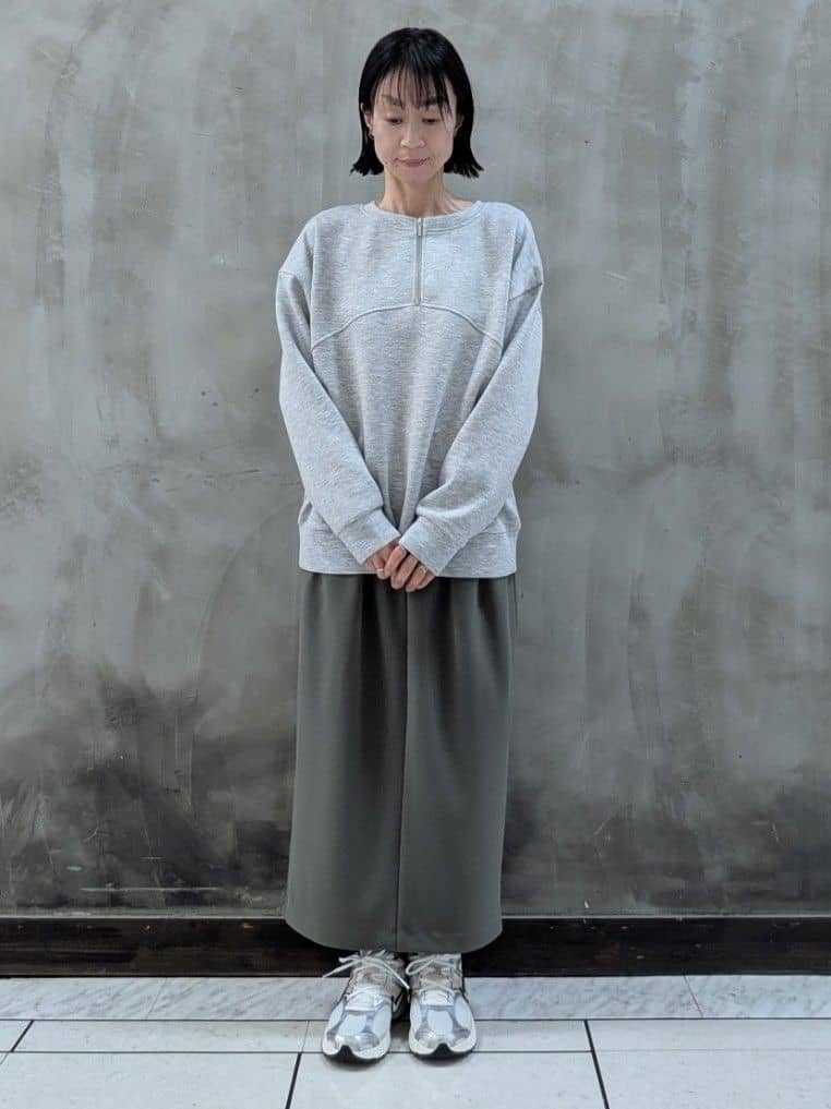 shioさんの「grove｜2WAYハーフジップスウェット」を使ったコーディネート