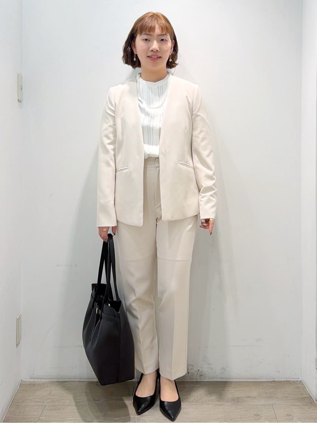 sumicaさんの「OPAQUE.CLIP｜《通勤／セットアップ対応》 Vネックジャケット／ダブルクロス【洗濯機OK】」を使ったコーディネート