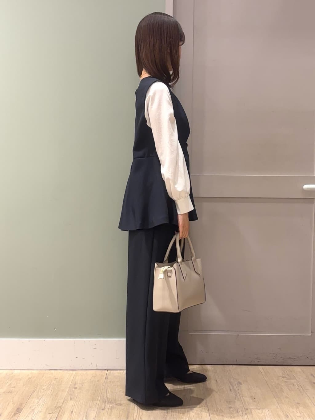 しばみさんの「grove｜【マシンウォッシュ/防シワ/S-3L】着回しできるカセット服ワイドパンツ」を使ったコーディネート