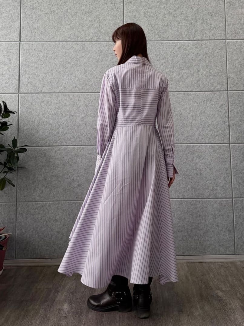 kanamiさんの「CODE A｜stripe shirt dress」を使ったコーディネート