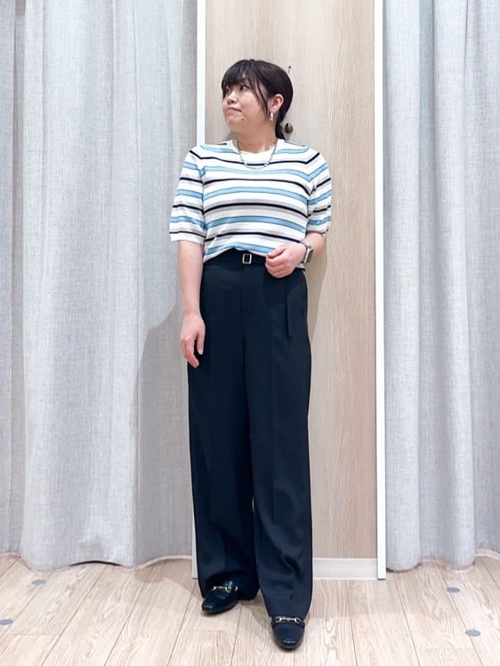 naoさんの「grove｜【撥水／シルエット2WAY】羽織るだけでサマになる、スタンドネックテントラインコート」を使ったコーディネート
