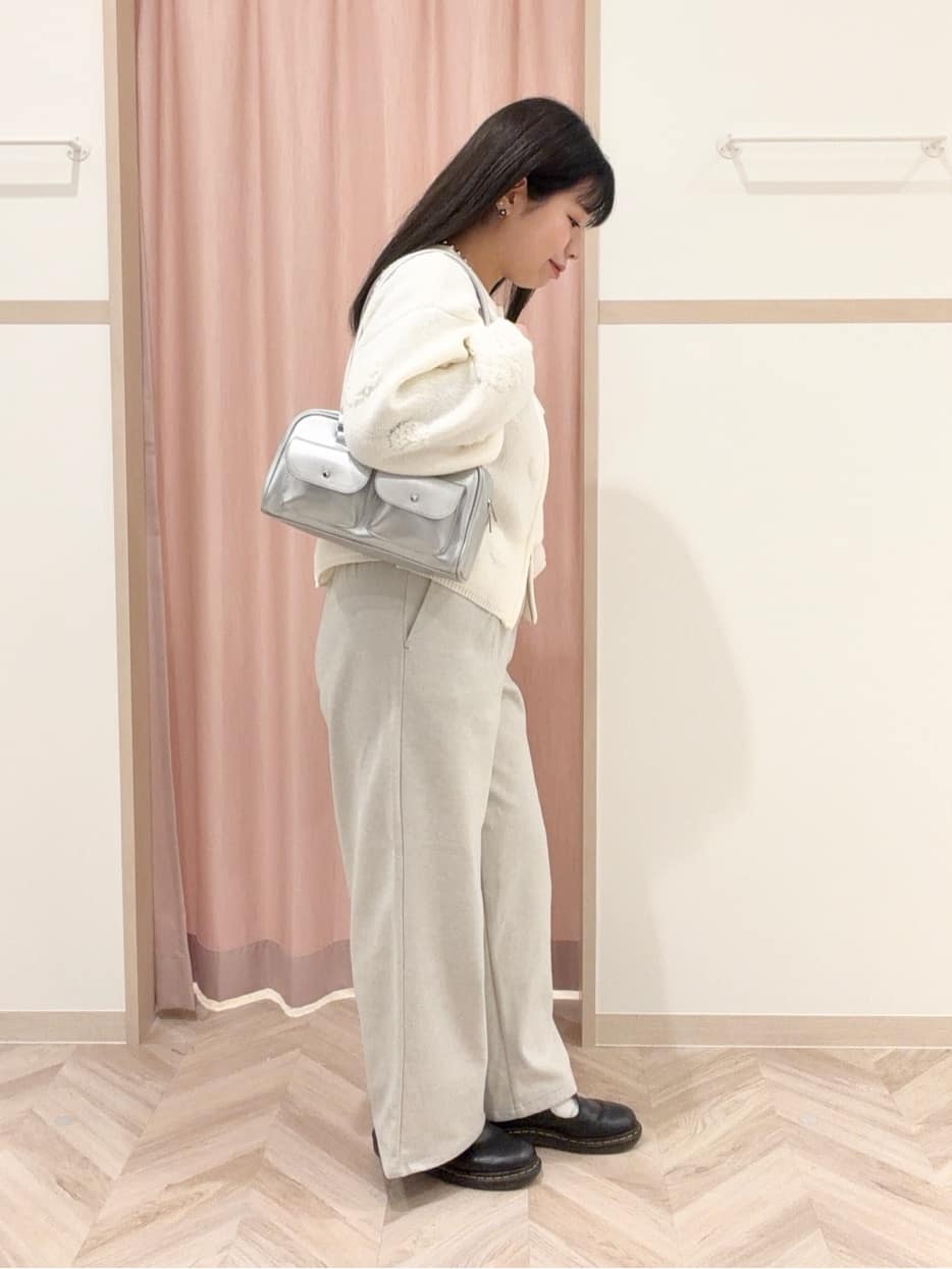 まちゃんなちゃんさんの「SHOO･LA･RUE｜【選べる4柄】ダブルZIPで着こなし色々 柄カーディガン」を使ったコーディネート