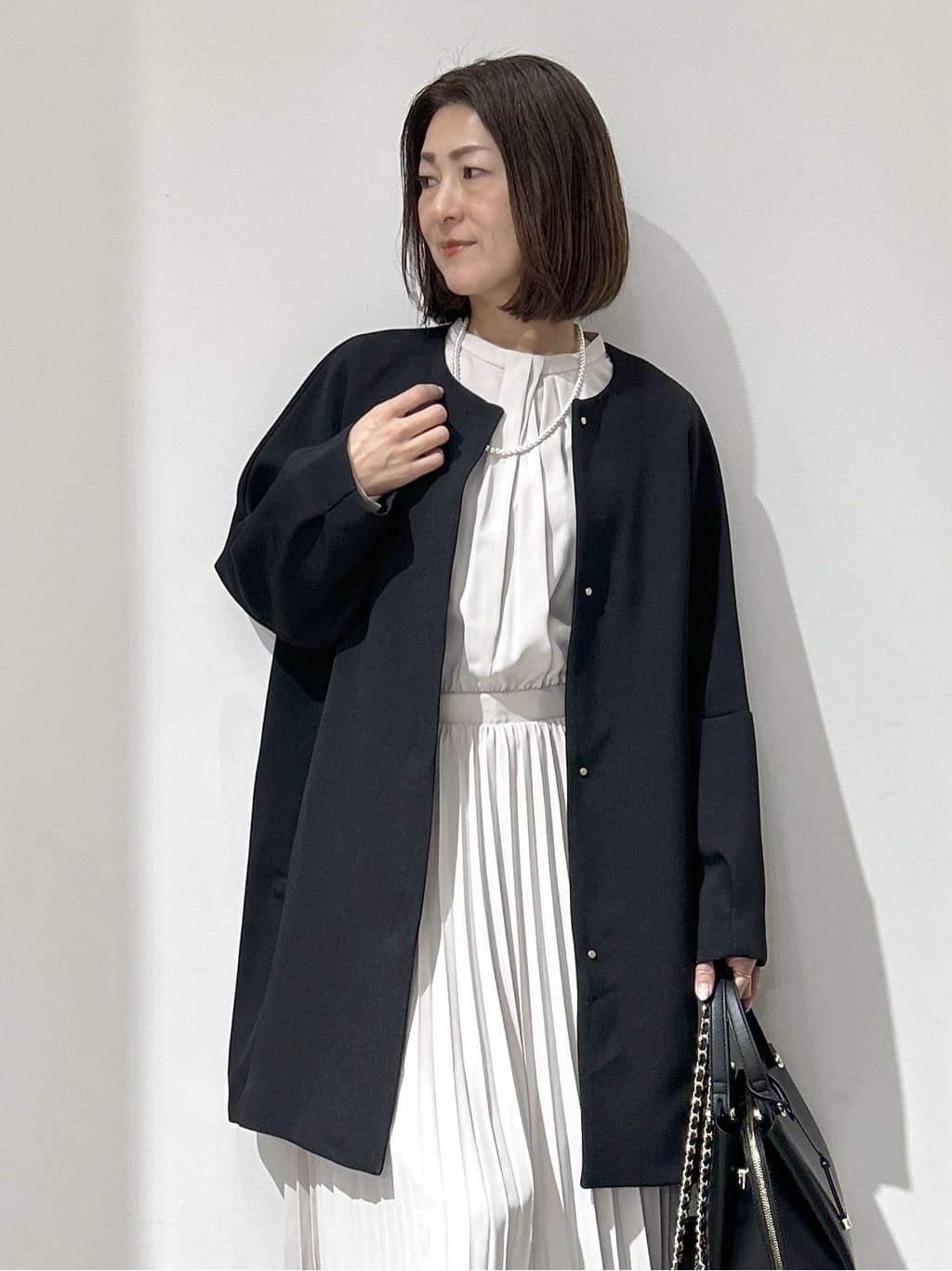 NAKAさんの「OPAQUE.CLIP｜フォルムスリーブミドルコート【洗濯機OK】」を使ったコーディネート