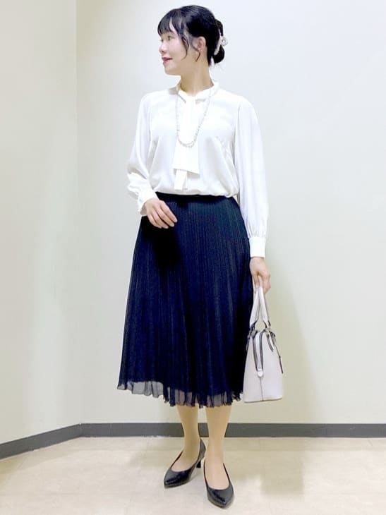  beni_gingerさんの「Reflect｜【きちんと見え／通勤／セレモニーにおすすめ◎】ドット柄ボウタイブラウス」を使ったコーディネート
