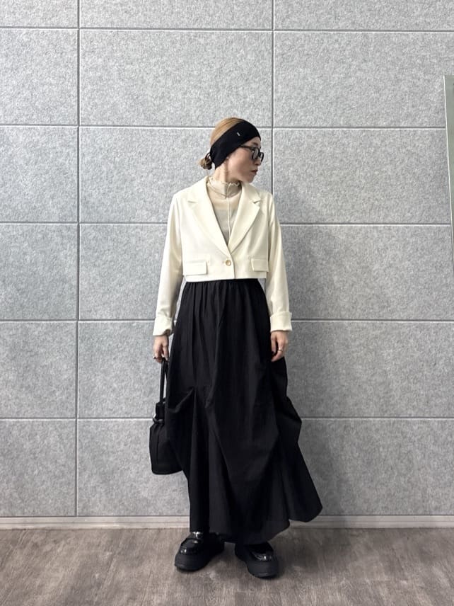 kotakiさんの「INDIVI｜クロップドジャケット」を使ったコーディネート