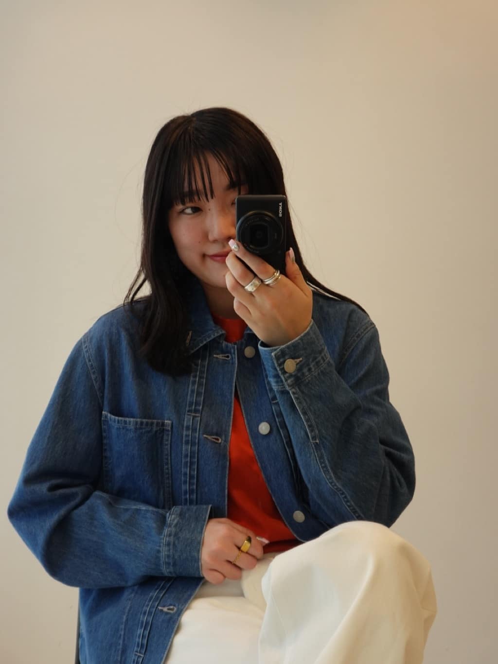 Akutagawaさんの「TAKEO KIKUCHI｜ワンストローク刺繍 半袖 Tシャツ」を使ったコーディネート