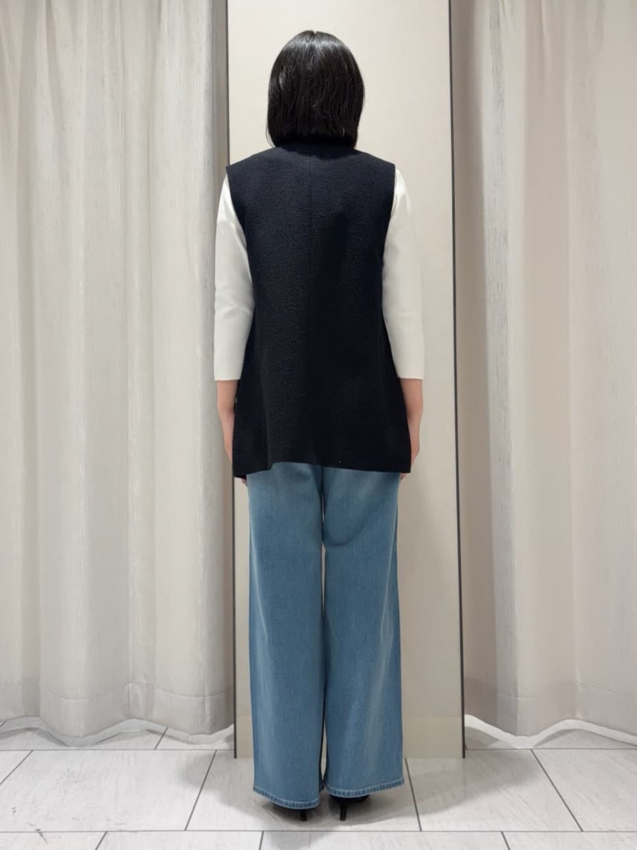 わたなべさんの「UNTITLED｜【オンオフ使える】スラブツイード ジレ」を使ったコーディネート