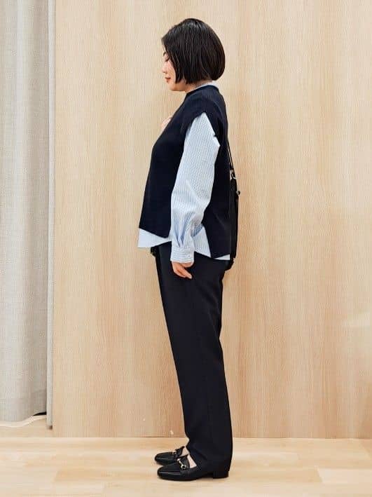 ふるさんの「grove｜【2点SET】一枚でコーデが決まる！ニットベスト&times;シャツSET」を使ったコーディネート