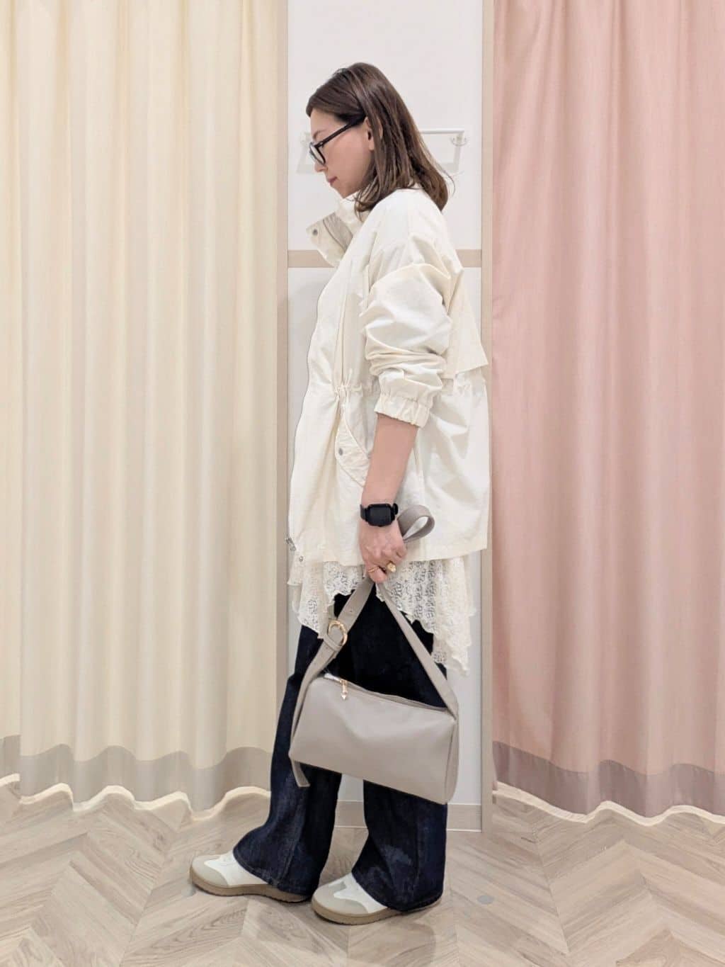 miyuさんの「SHOO･LA･RUE｜【防花粉/S-LL】ウエストマークですっきり見え　軽やかスタンドブルゾン」を使ったコーディネート